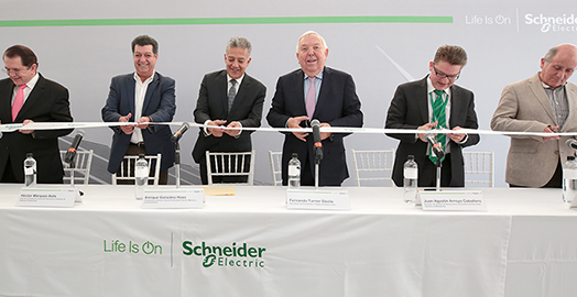 Schneider Electric promotes research with new Solar Camp at the PIIT